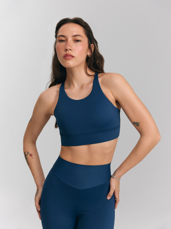 Top, dark blue