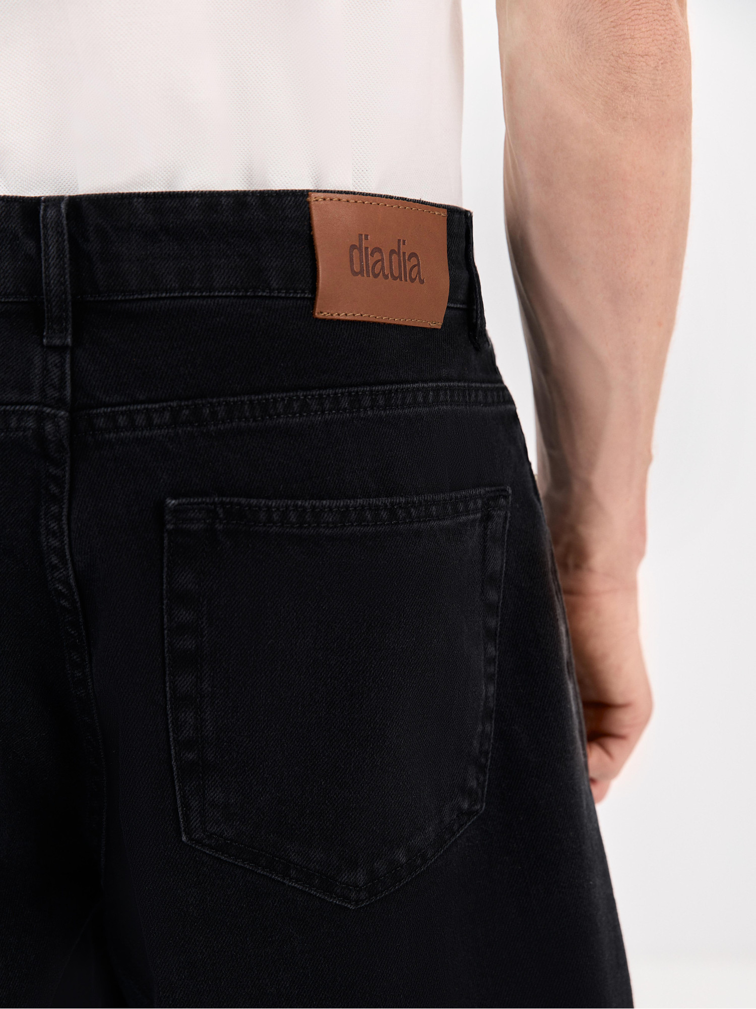 Black men's denim shorts