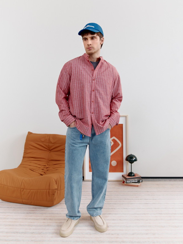 Men's burgundy striped shirt