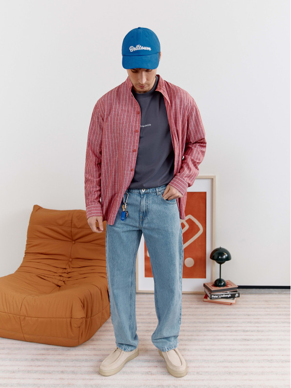 Men's burgundy striped shirt