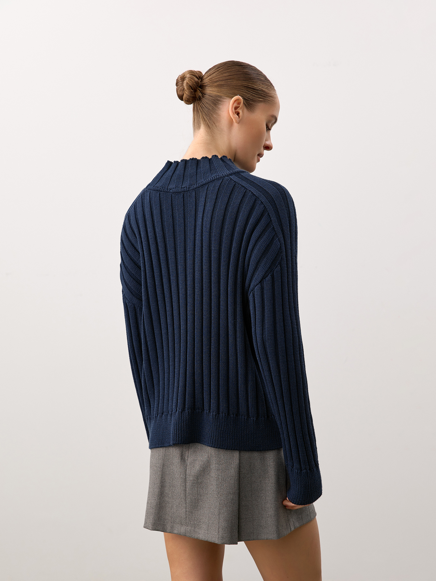 Knitted sweater, blue