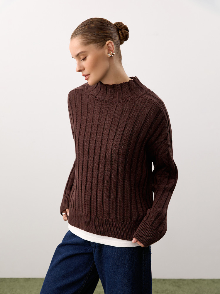Knitted sweater, brown