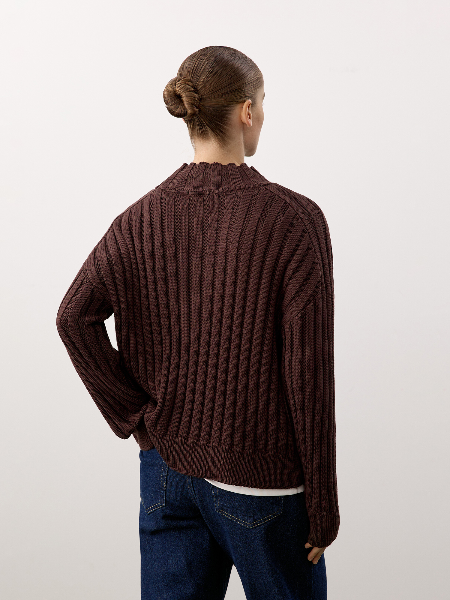 Knitted sweater, brown
