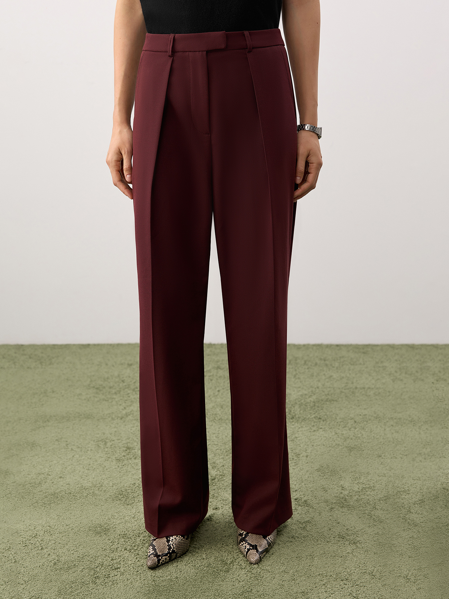 Classic-fit trousers, burgundy