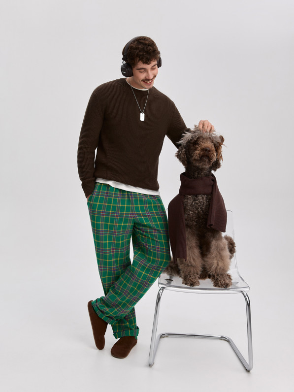 Men's green pajama trousers