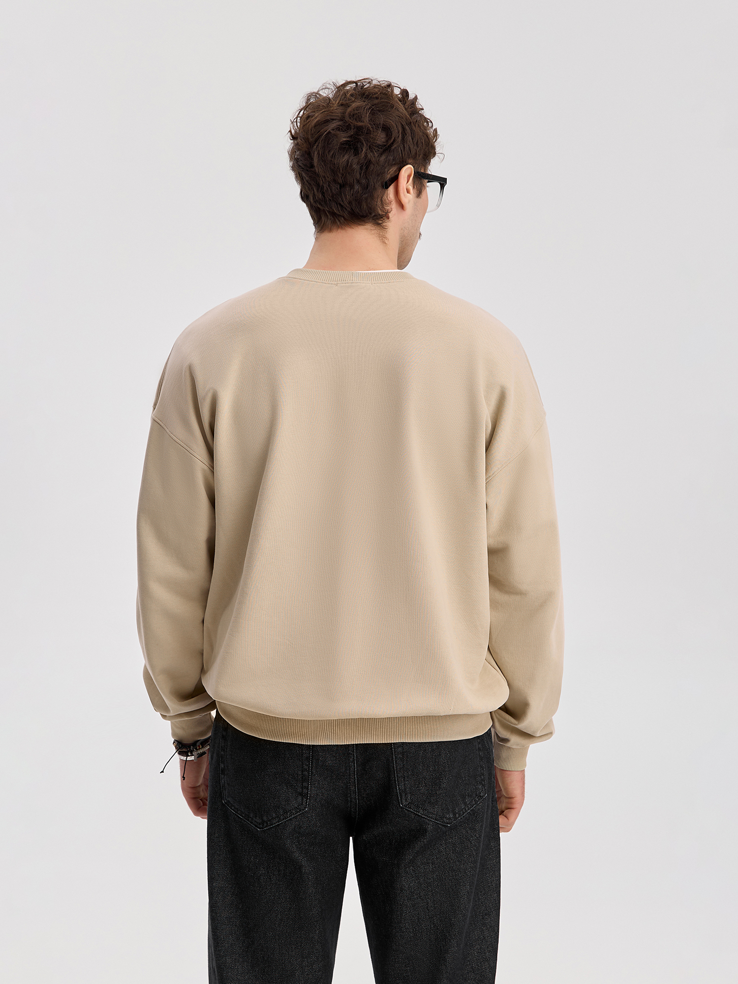 Men's beige sweatshirt 