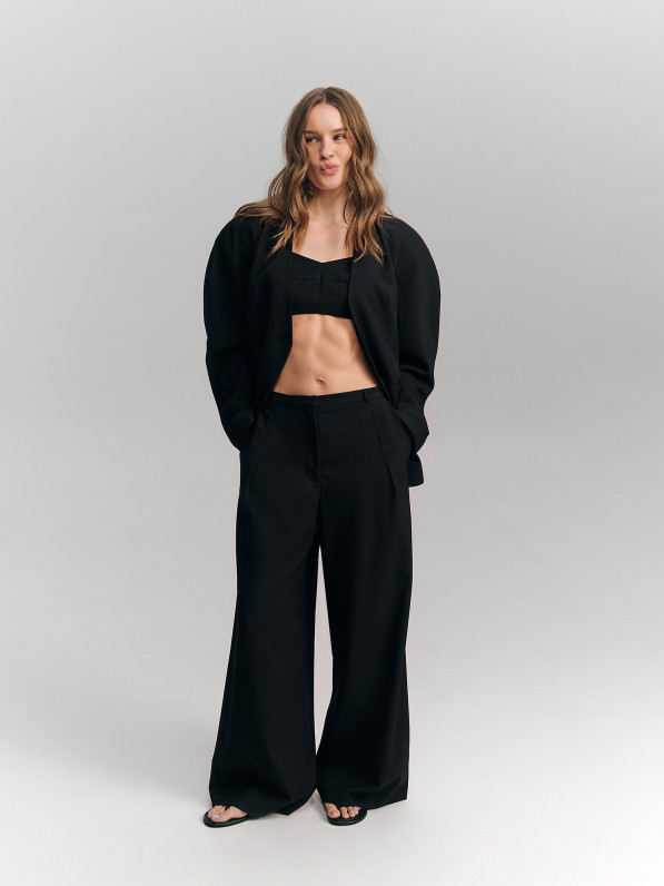 Jacket with voluminous sleeves, black