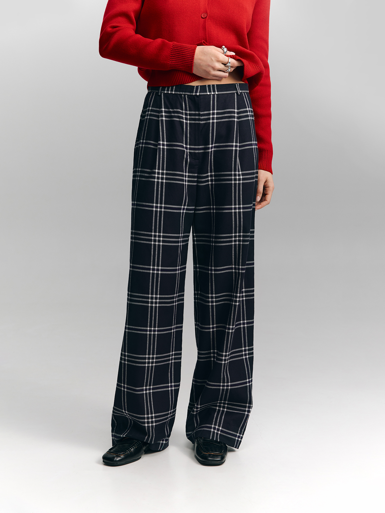 Checkered pants, dark blue