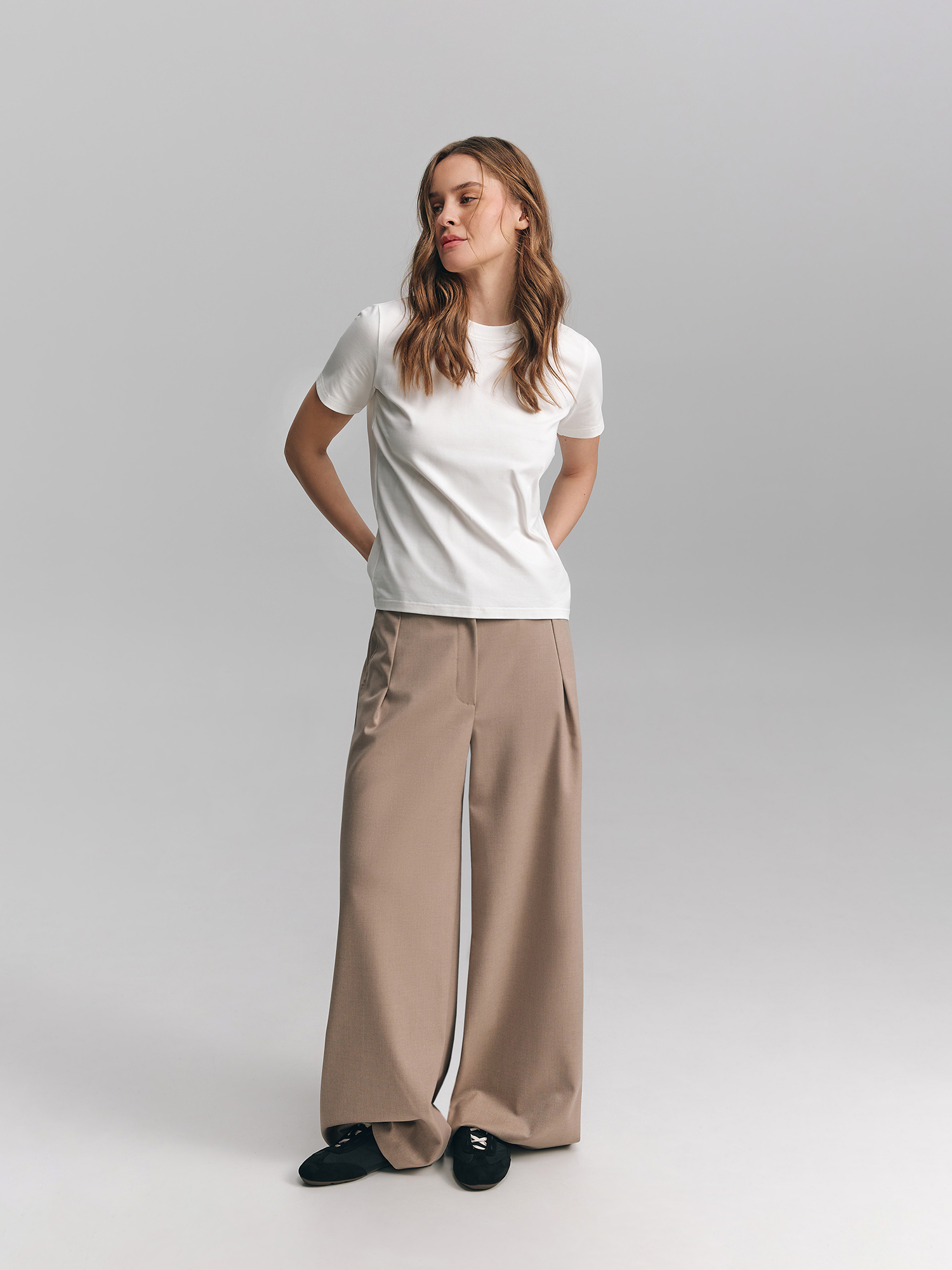 Basic T-shirt, milky