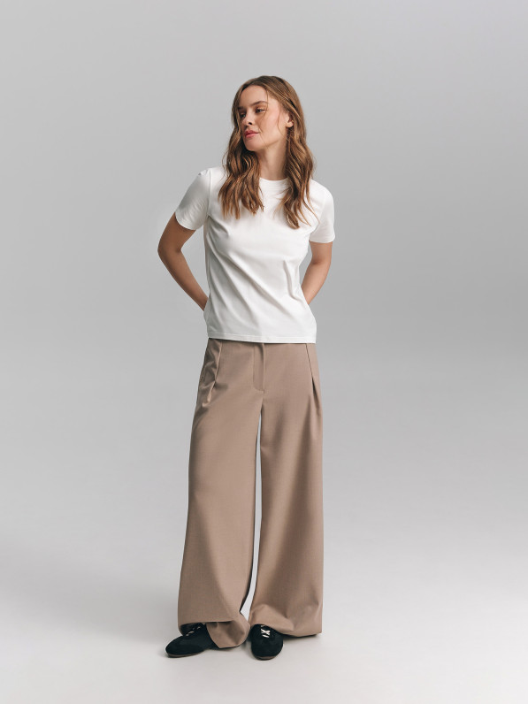 Basic T-shirt, milky