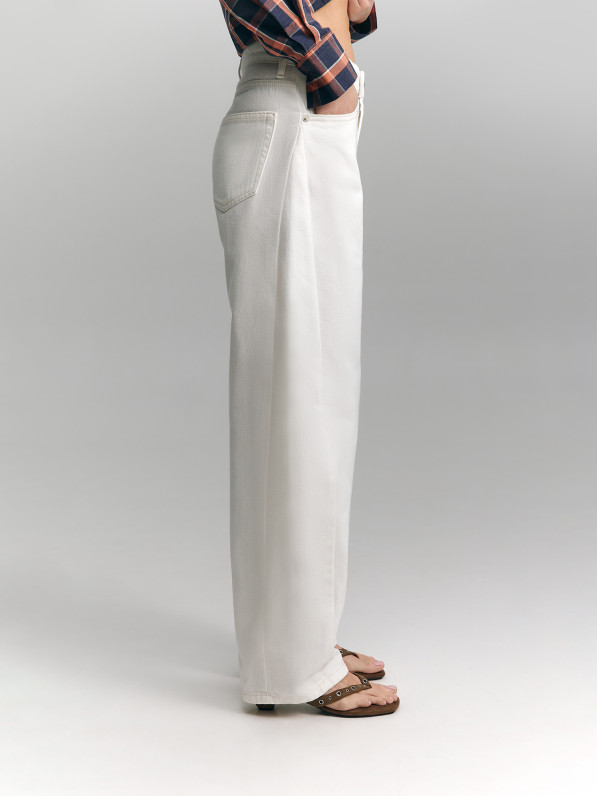 Wide straight jeans, white