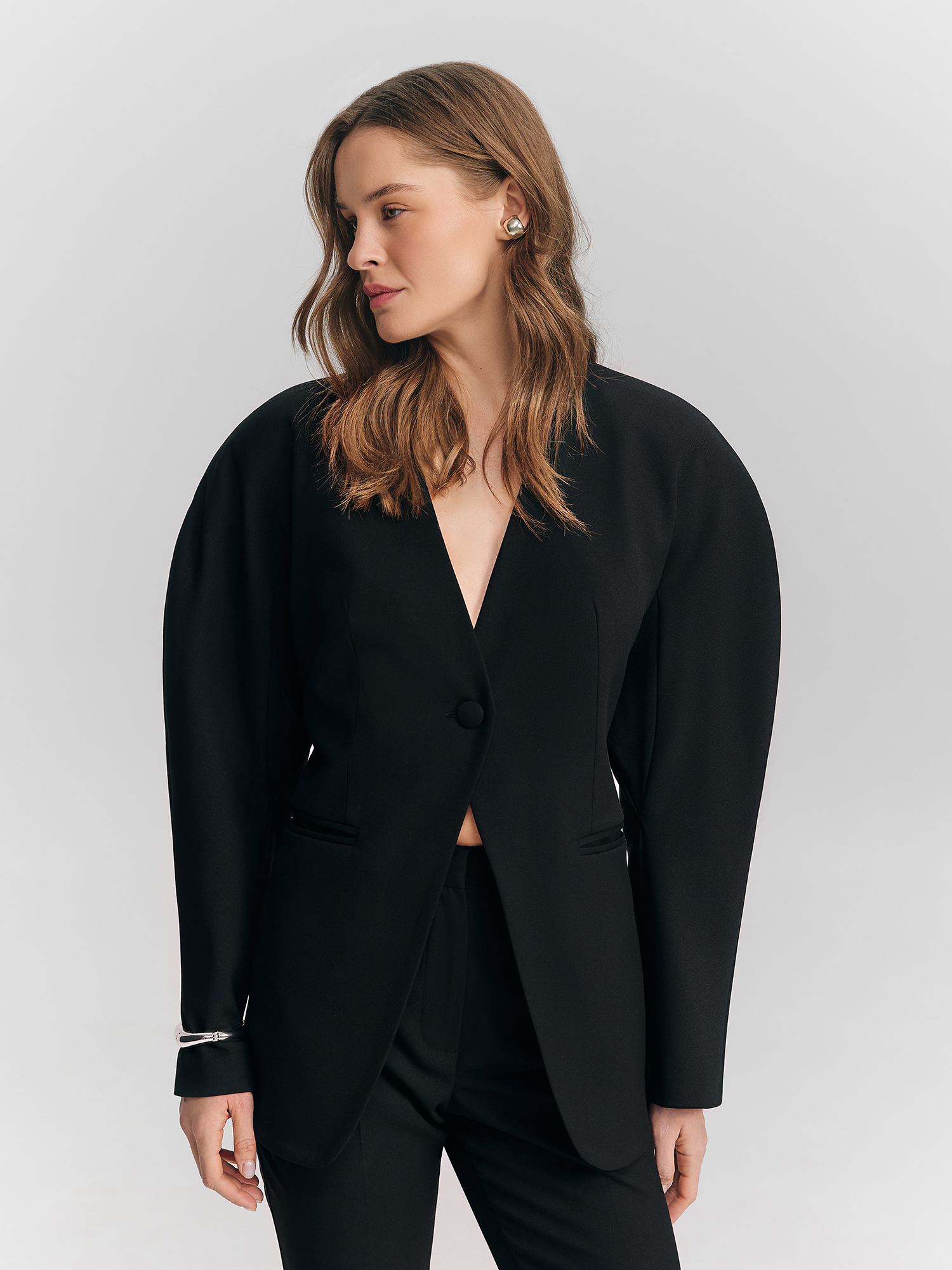Jacket with voluminous sleeves, black