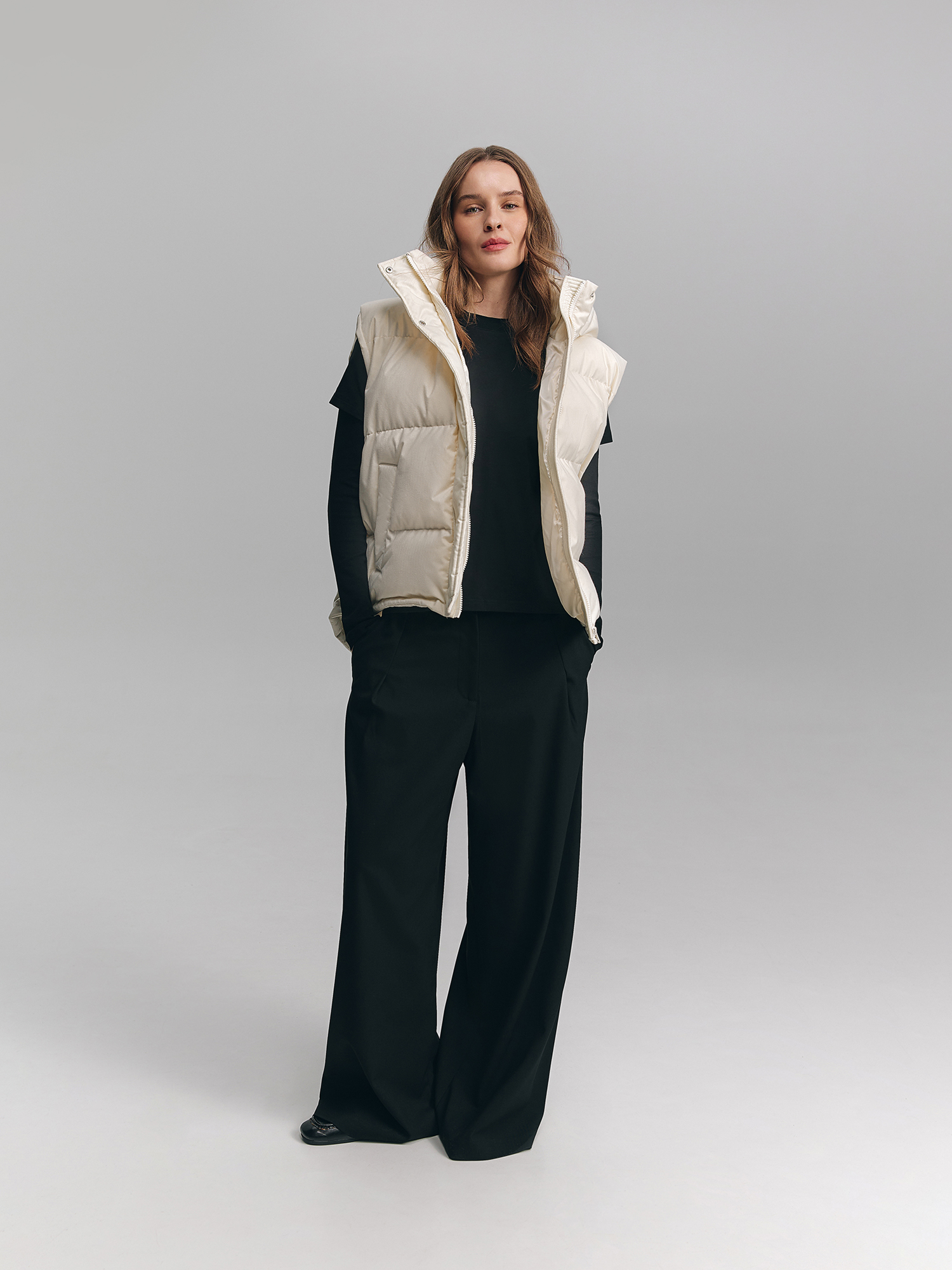 Mid-rise pants, black