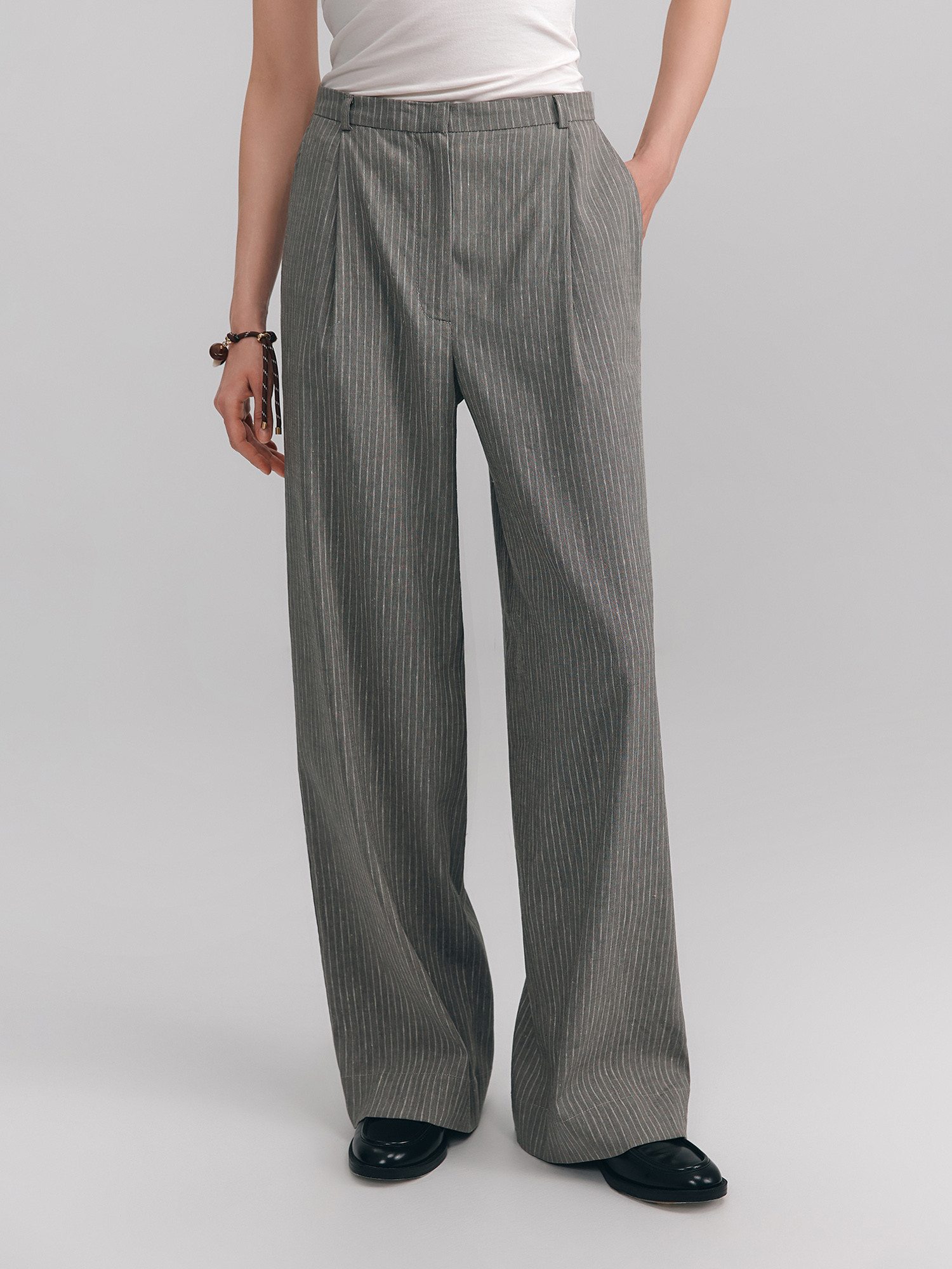 Striped linen pants, khaki