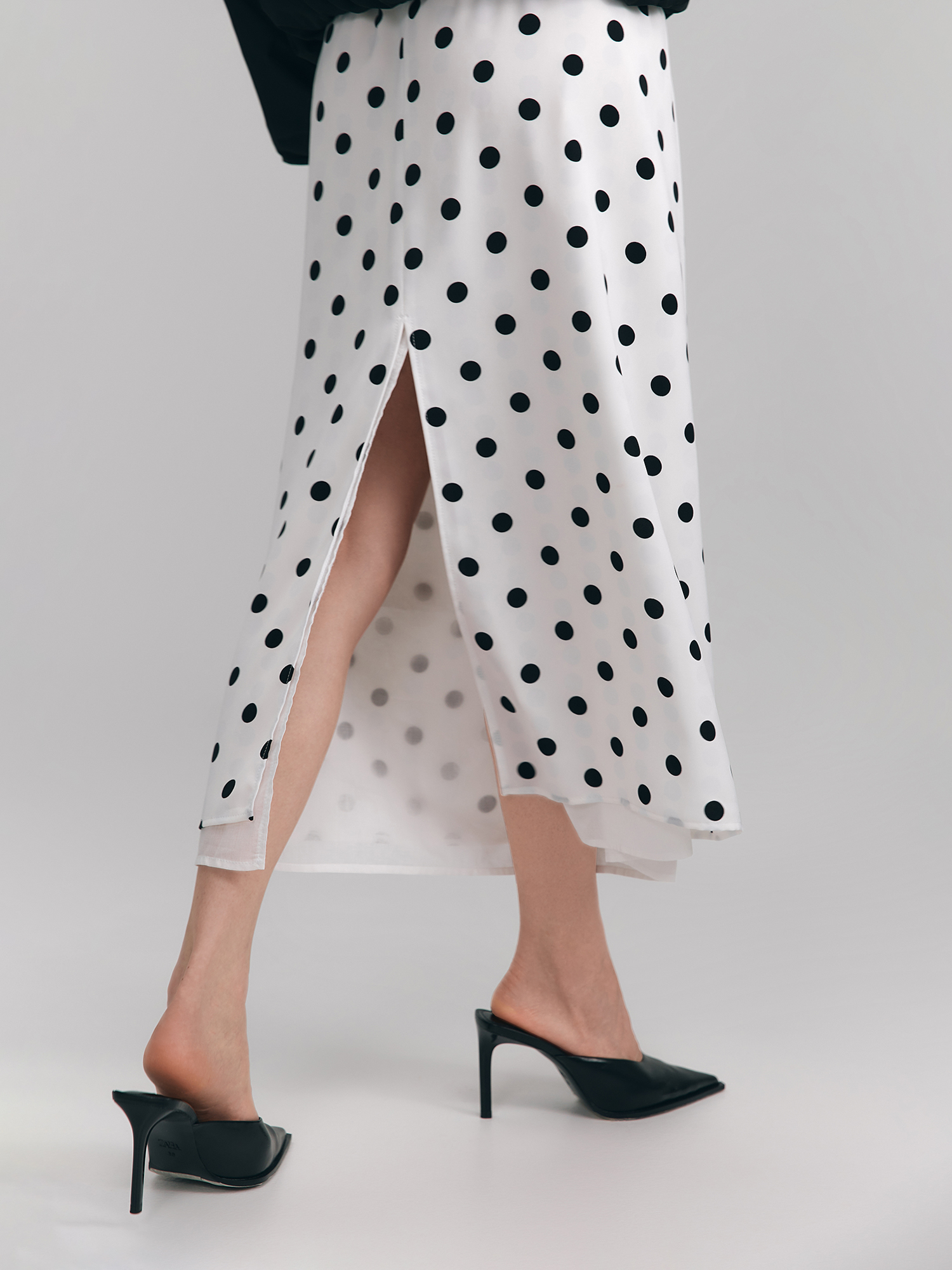 Polka dot skirt, milky