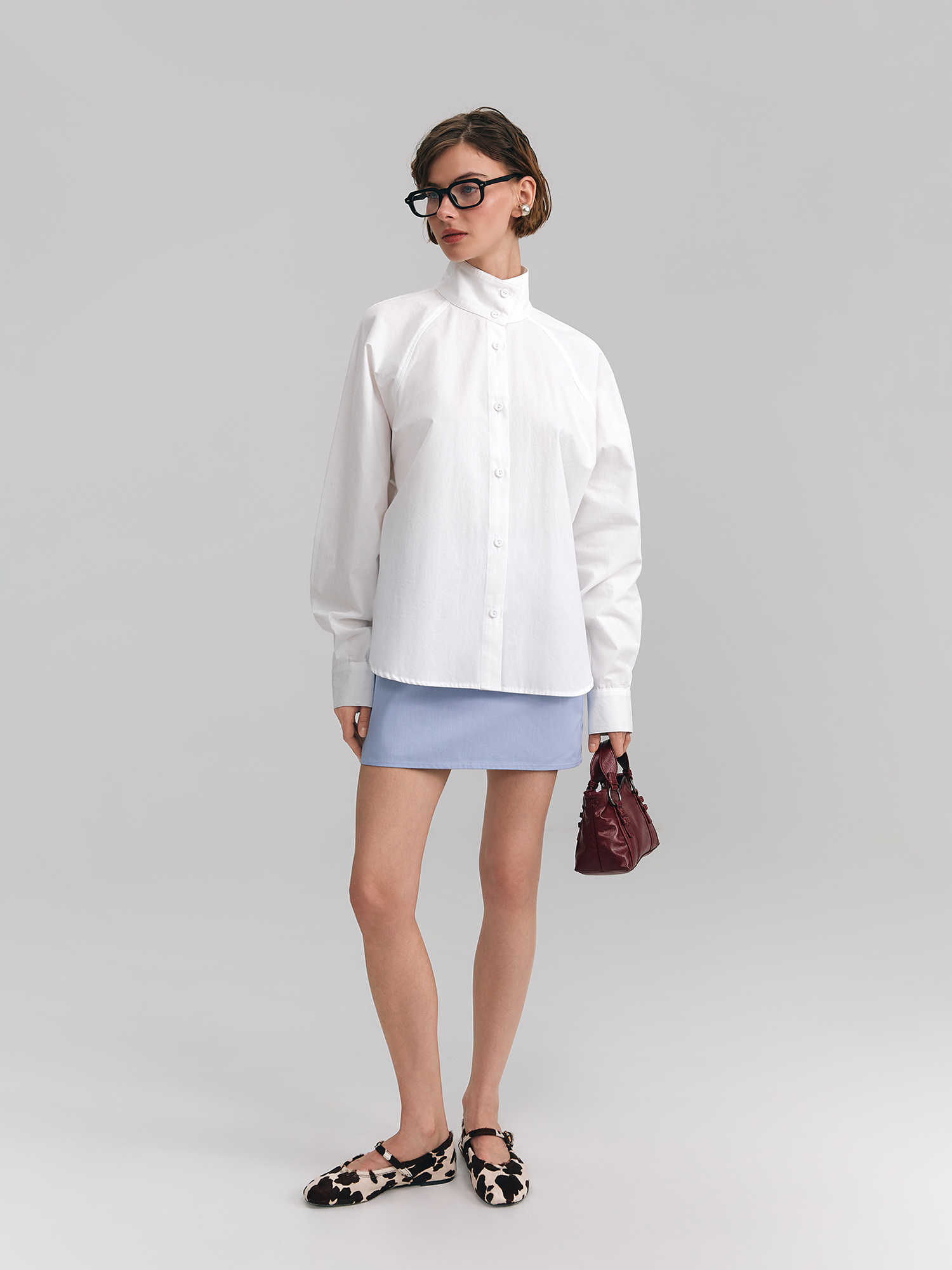 Shirt with stand-up collar, white
