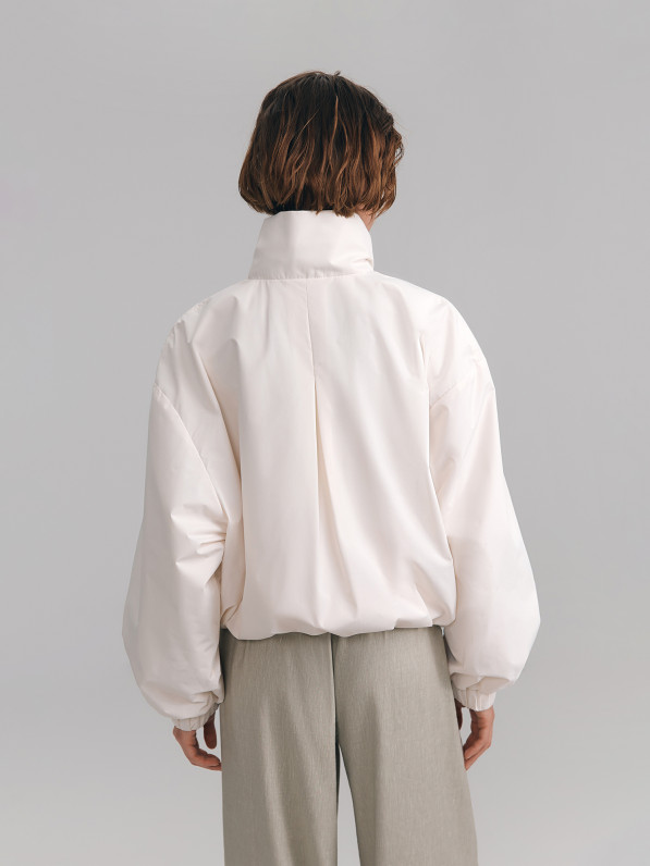 Windbreaker, milky