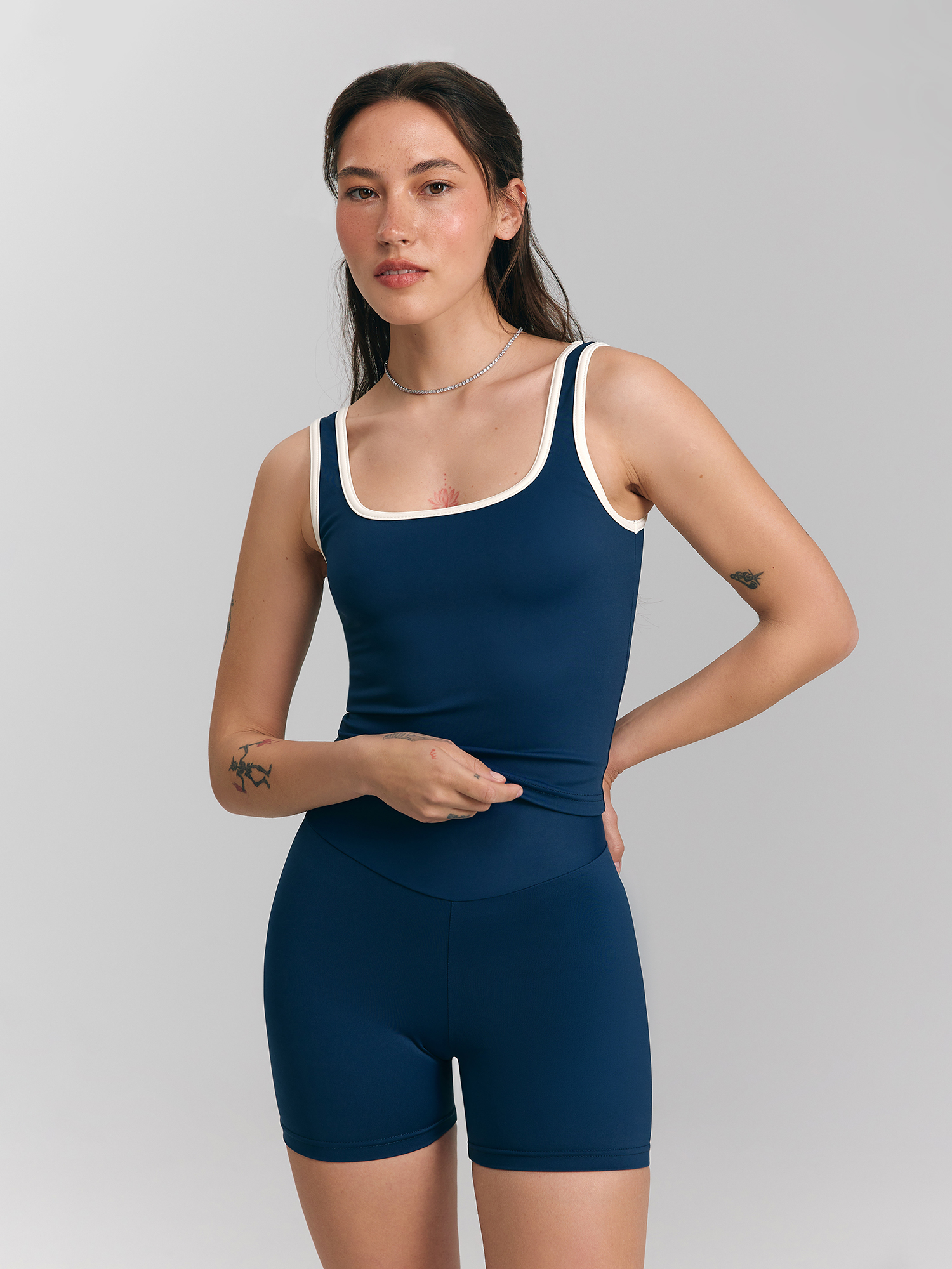 T-shirt with accent piping, blue