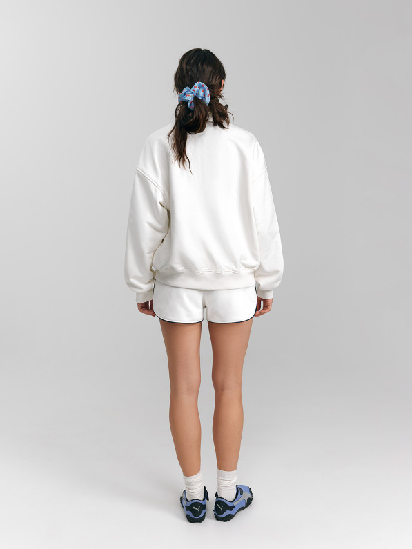Sweatshirt "Nesamovyte", milky