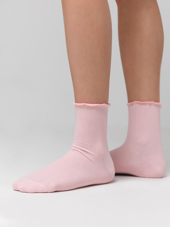 Ruffled socks, light pink