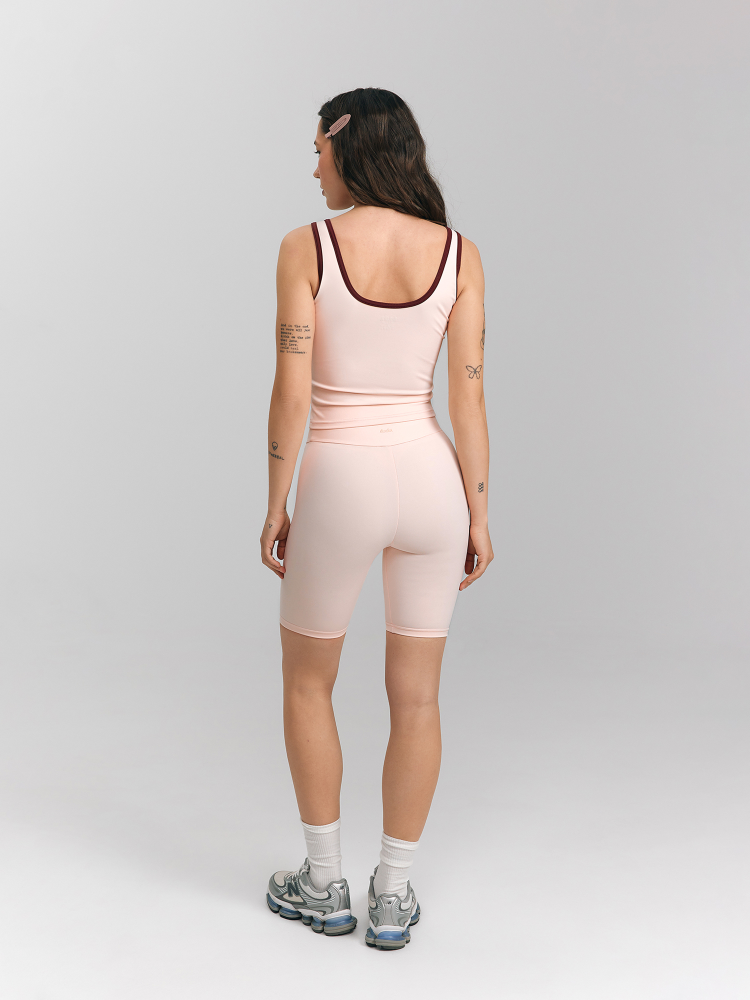 T-shirt with accent piping, light pink