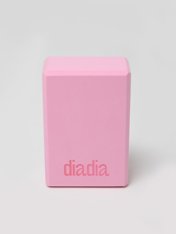 Stretching and yoga block, light pink