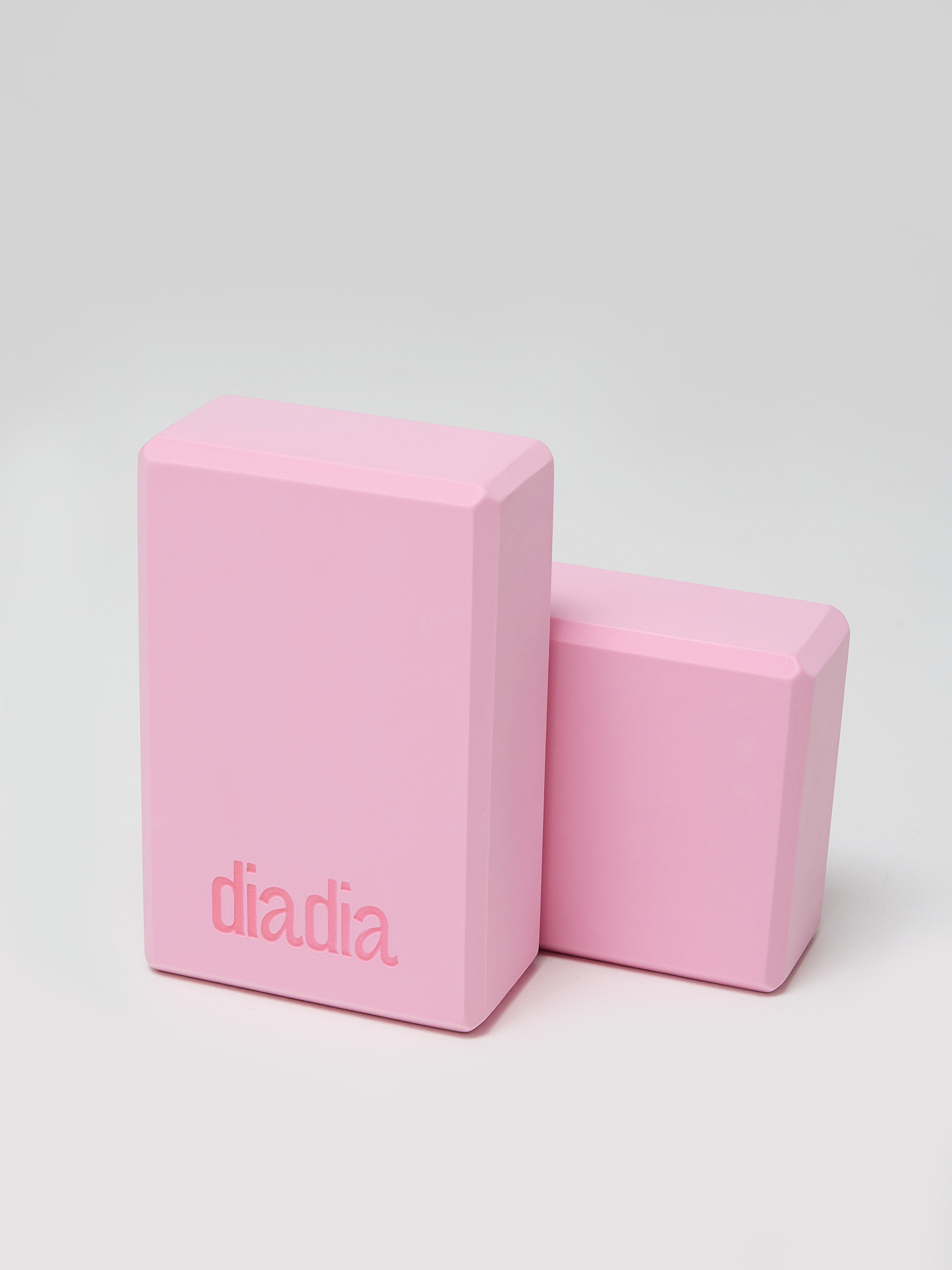 Stretching and yoga block, light pink