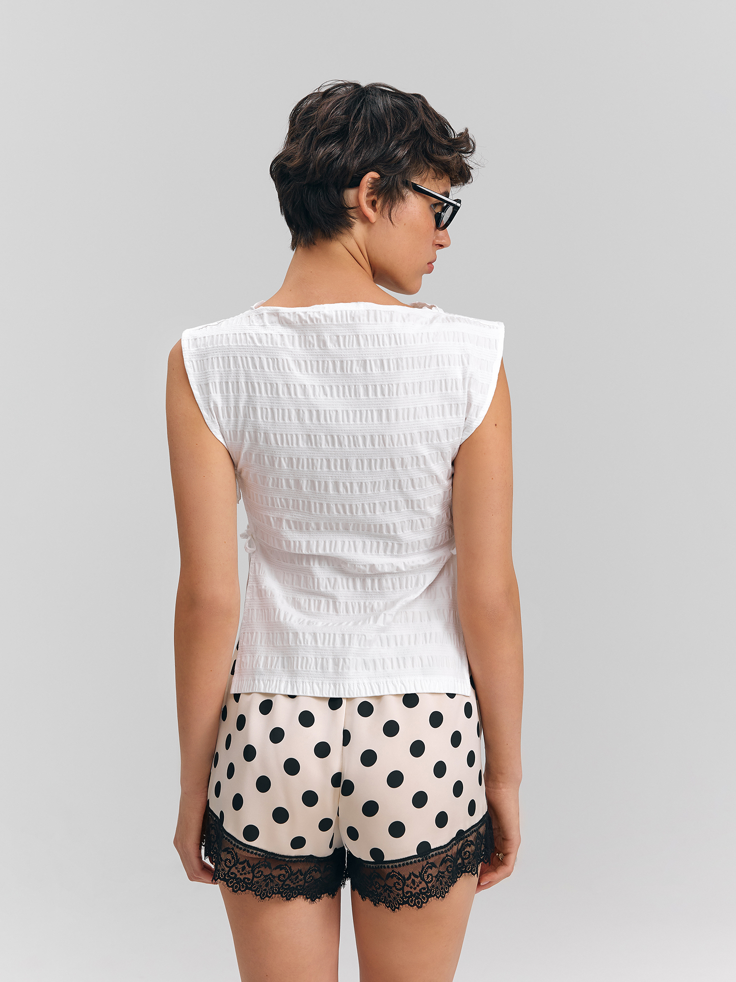 Satin polka dot shorts, beige