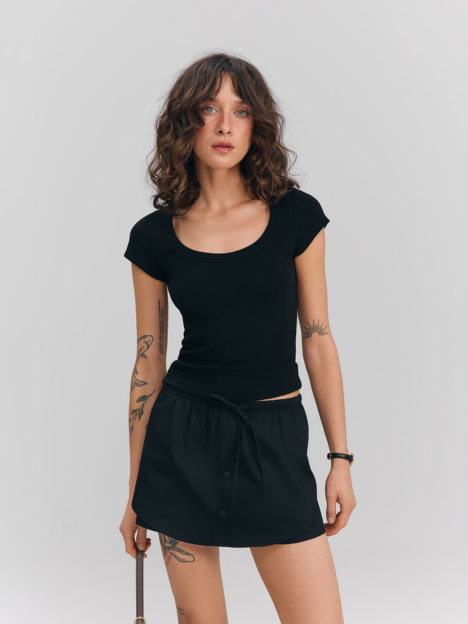Cotton short skirt, black