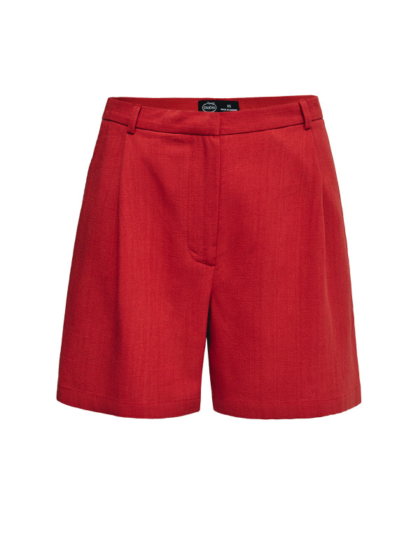 Linen shorts, red